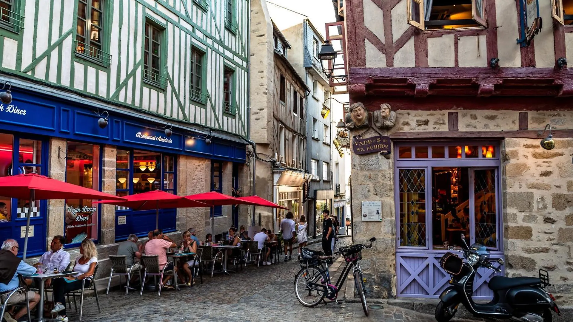 Appartement Avec Terrasse A Hotel De Ville Vannes 0*,